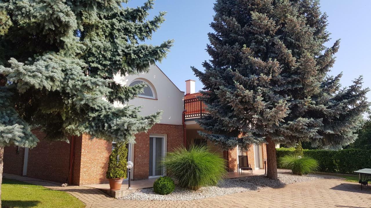 Mimi Apartman Balatonalmádi Εξωτερικό φωτογραφία